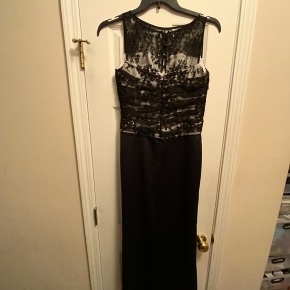 JS Collections Gown - Picture 7 of 9